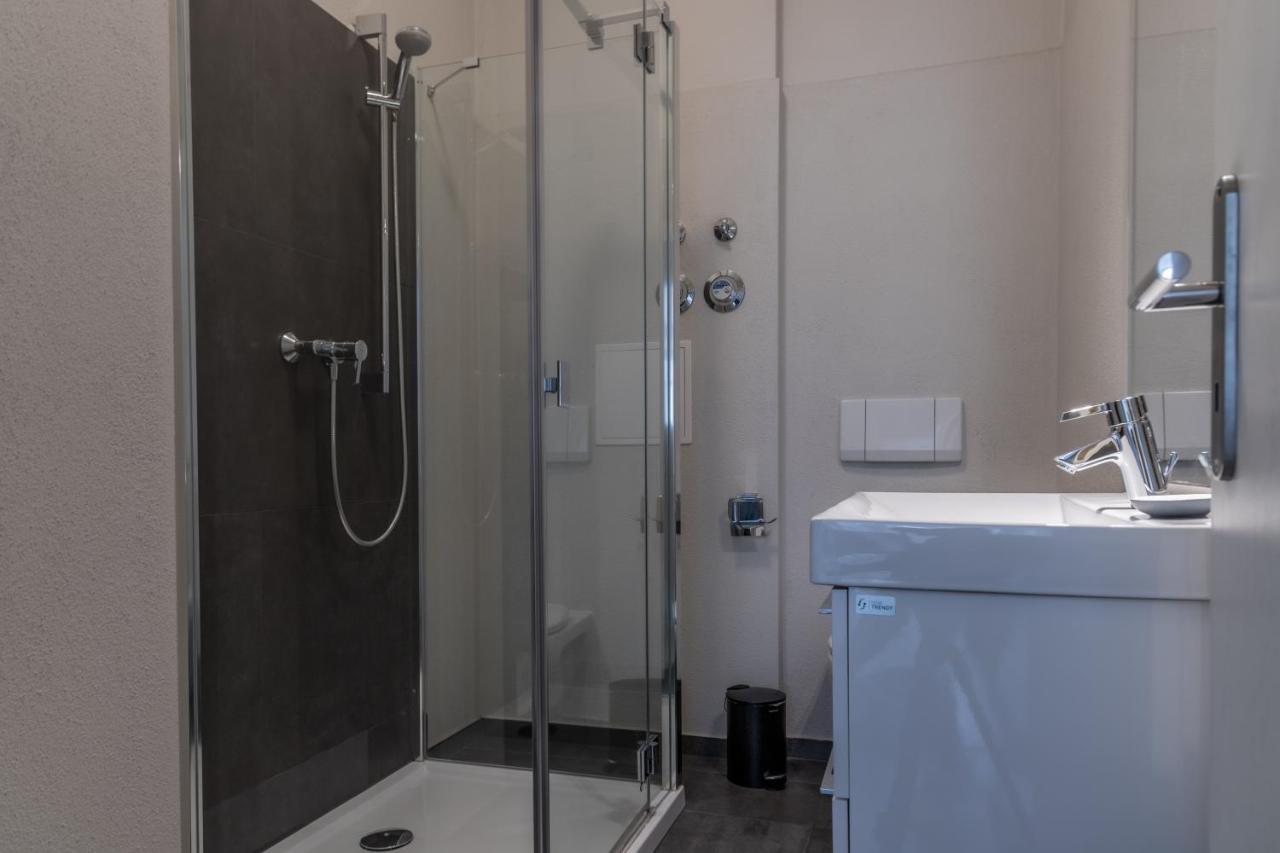 Strandnahe 2-Raum-Ferienwohnung Im Zentrum - Residenz Strandeck Fewo 02 Goehren  Kültér fotó