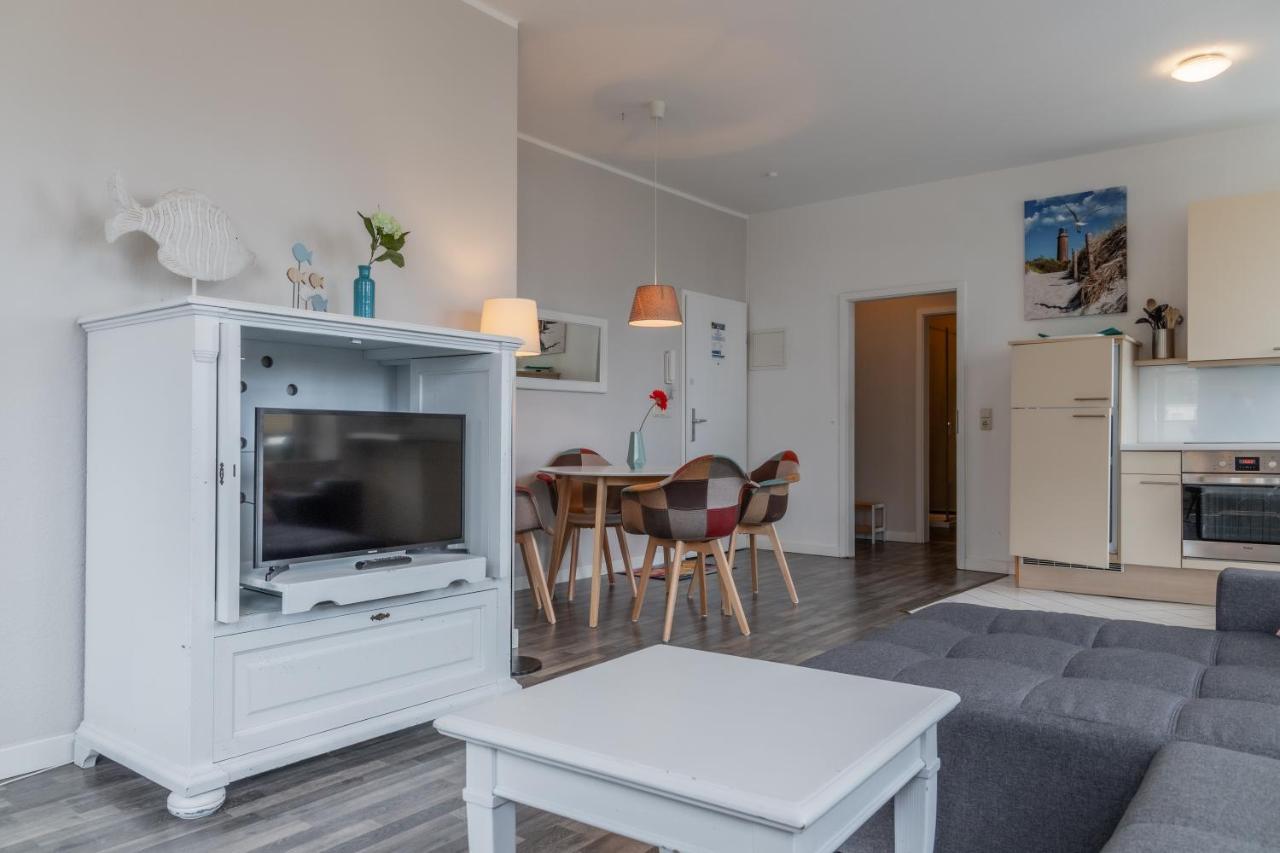 Strandnahe 2-Raum-Ferienwohnung Im Zentrum - Residenz Strandeck Fewo 02 Goehren  Kültér fotó