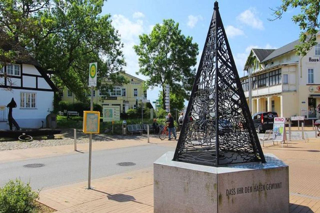 Strandnahe 2-Raum-Ferienwohnung Im Zentrum - Residenz Strandeck Fewo 02 Goehren  Kültér fotó